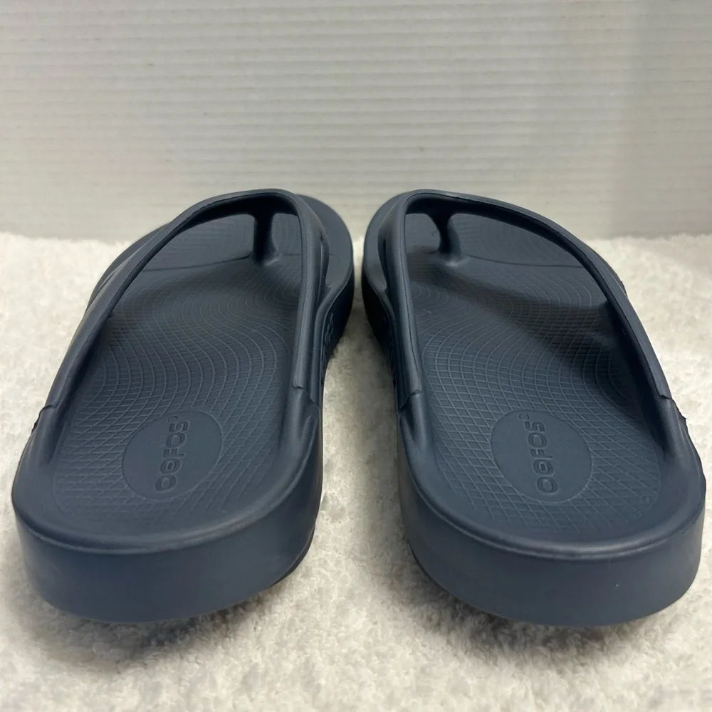 OOFOS Unisex Original Flip Flops Color Blue/Gray, Size Men 8, Women 10.